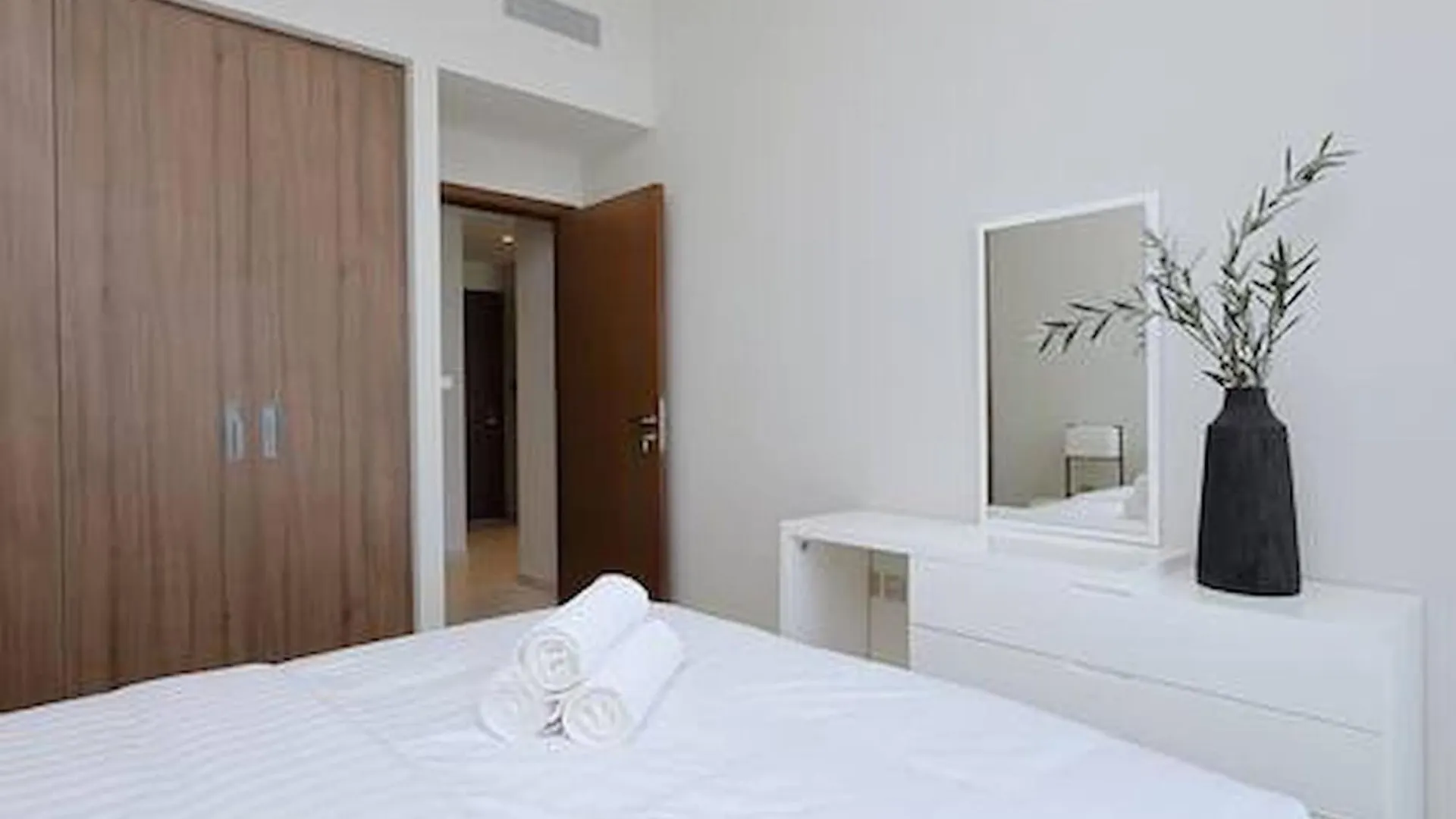 1 Bed Apartment In Vida Creek Beach Dubai